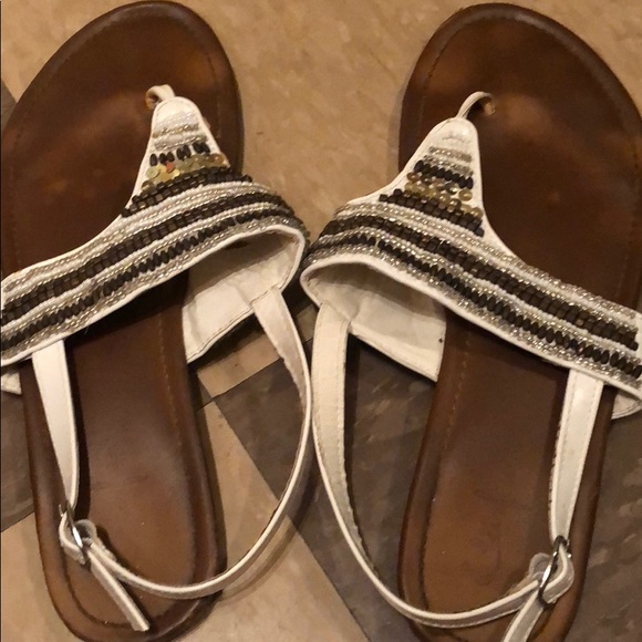 White Sandals with gold beading - Picture 3 of 3